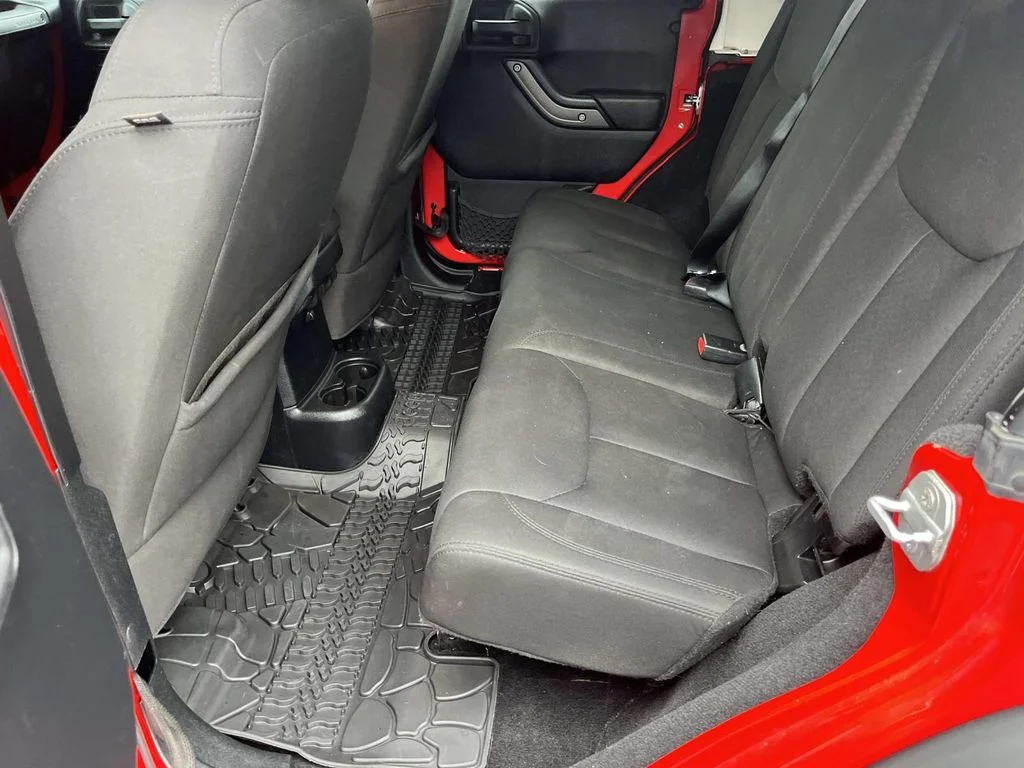 Used 2015 Black Jeep Sport image 12