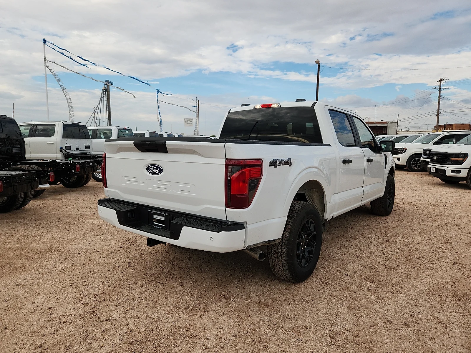 New 2026 Oxford White Ford STX image 7