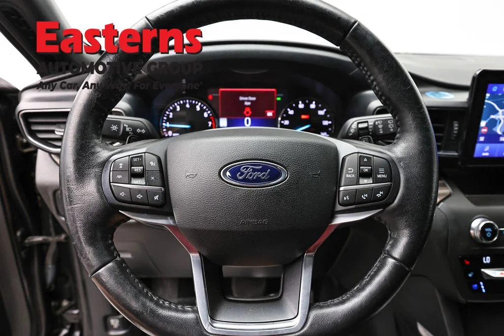 Used 2020 Black Ford Limited image 10