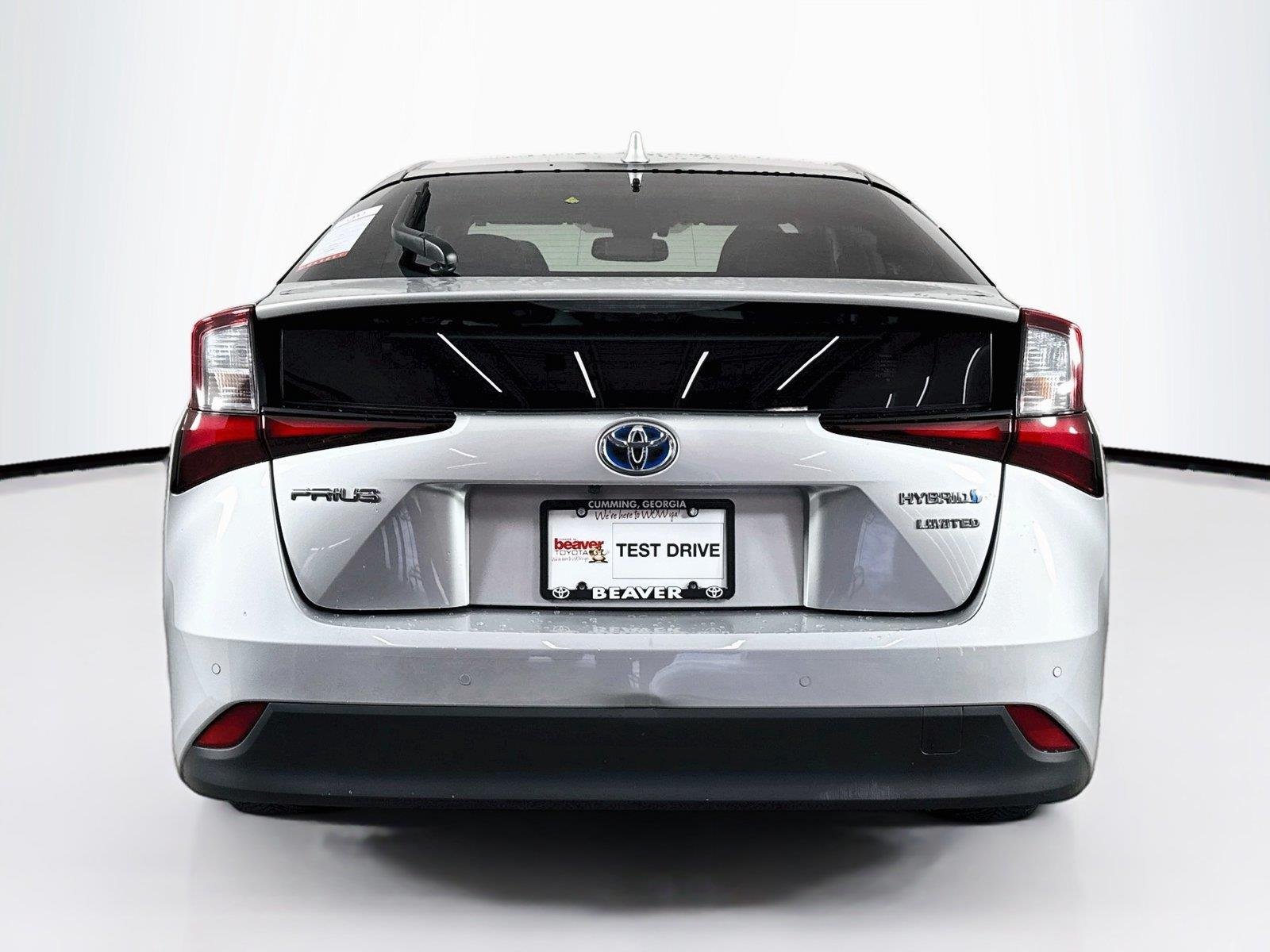 Certified Used 2022 Classic Silver Metallic Toyota Limited image 12