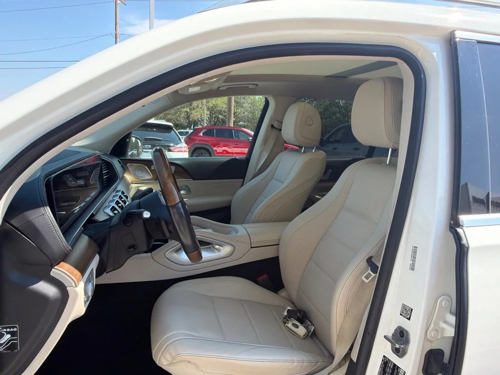 Used 2022 White Mercedes-Benz GLS 450 image 10