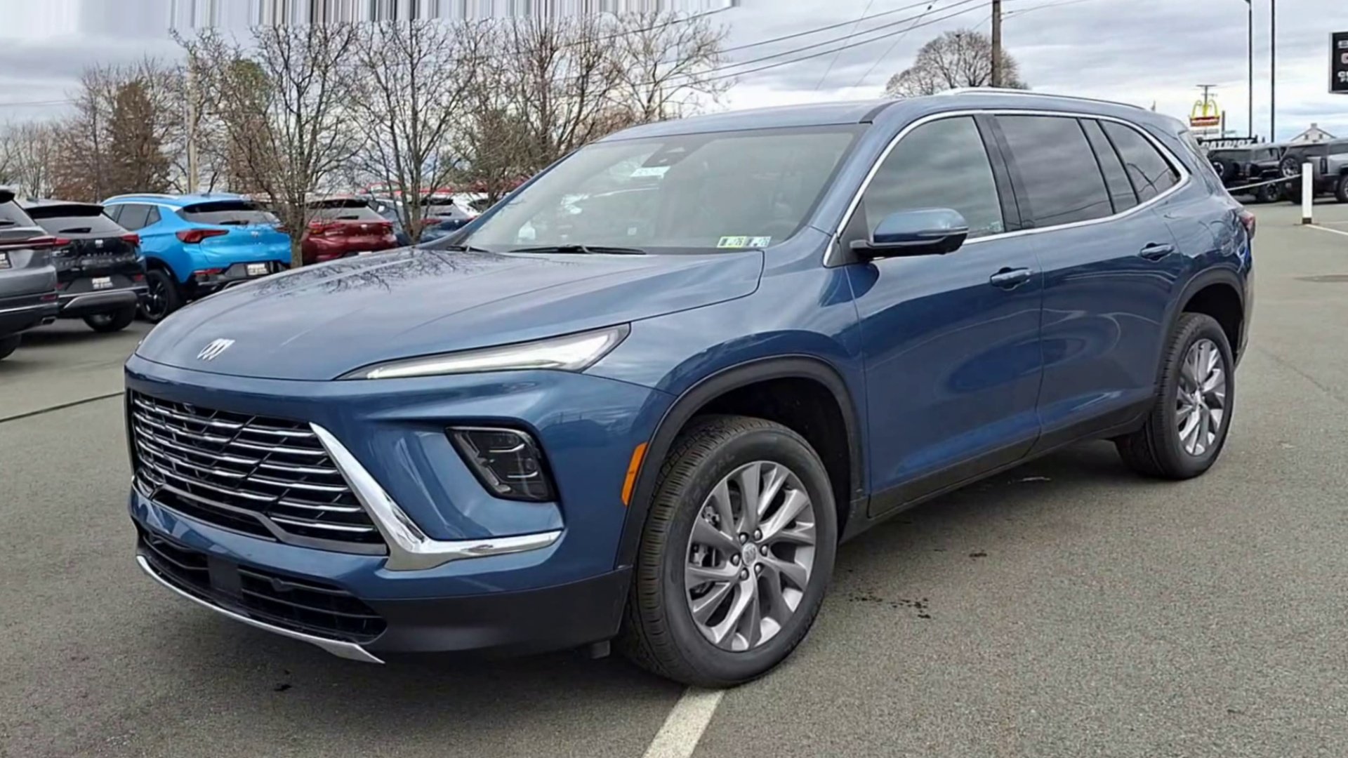 2025 Buick Enclave Preferred - Photo 30