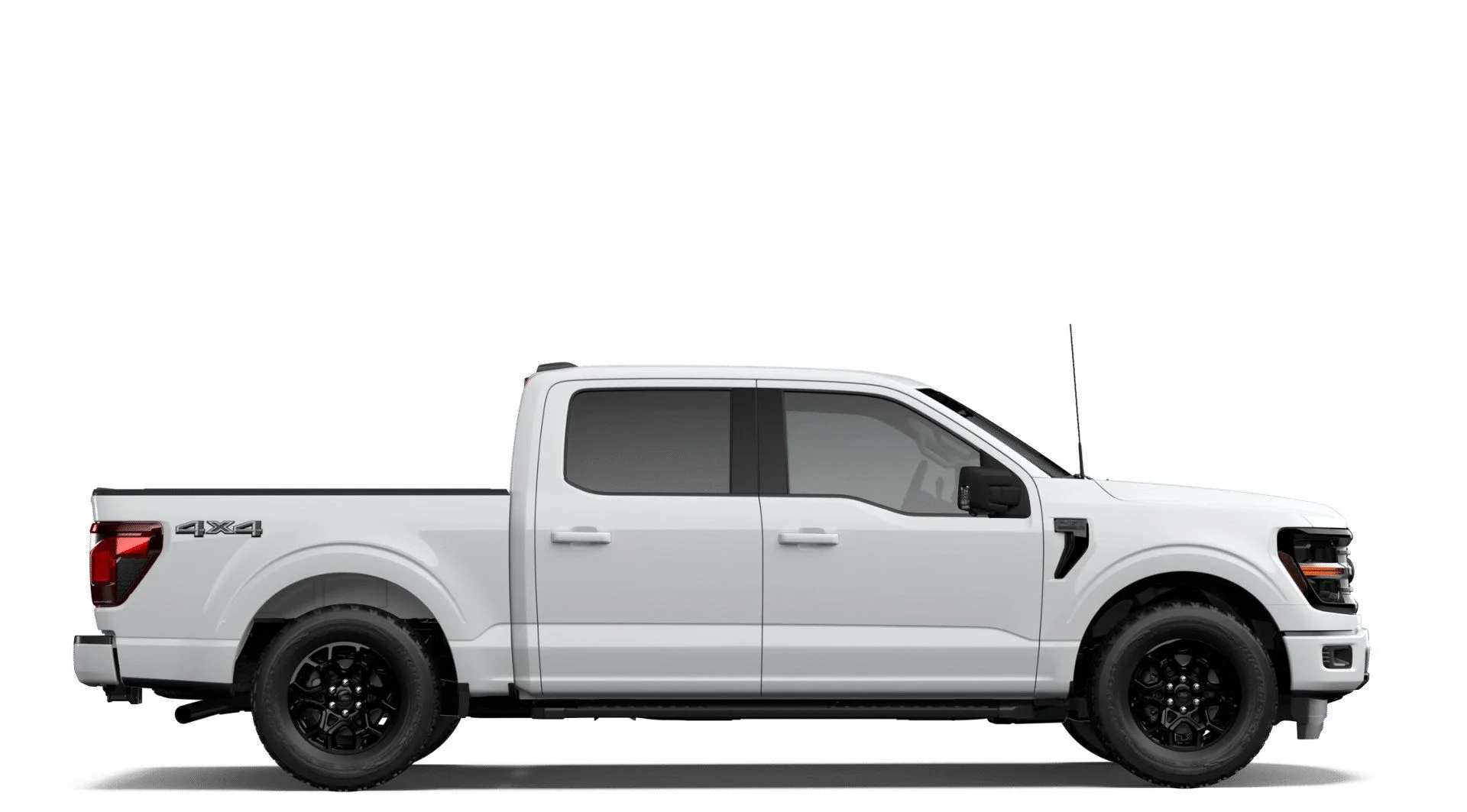 New 2026 Oxford White Ford XLT image 5