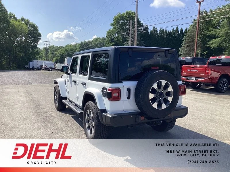 Used 2022 White Jeep Unlimited Sahara image 5