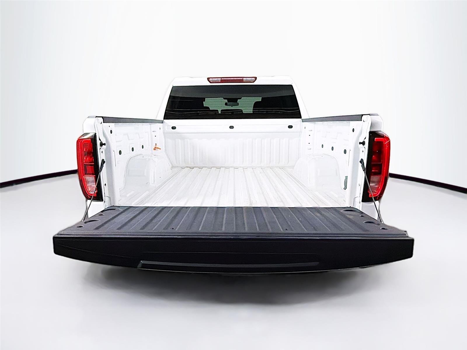 Used 2024 Summit White GMC Elevation image 25