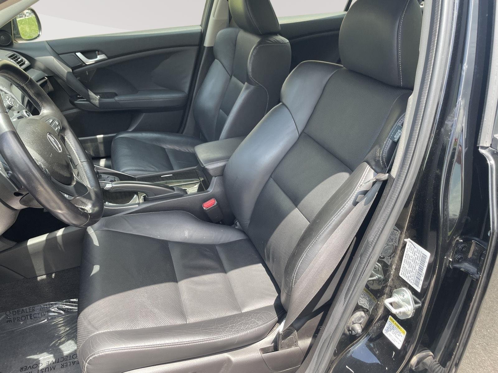 Used 2014 Crystal Black Pearl Acura Base image 10