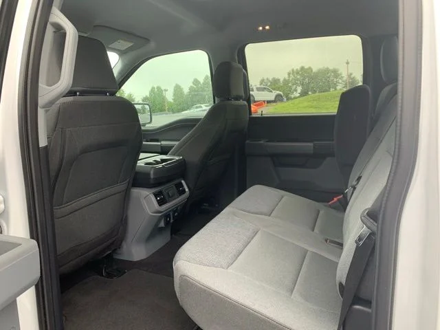 Certified Used 2024 Oxford White Ford XLT image 19