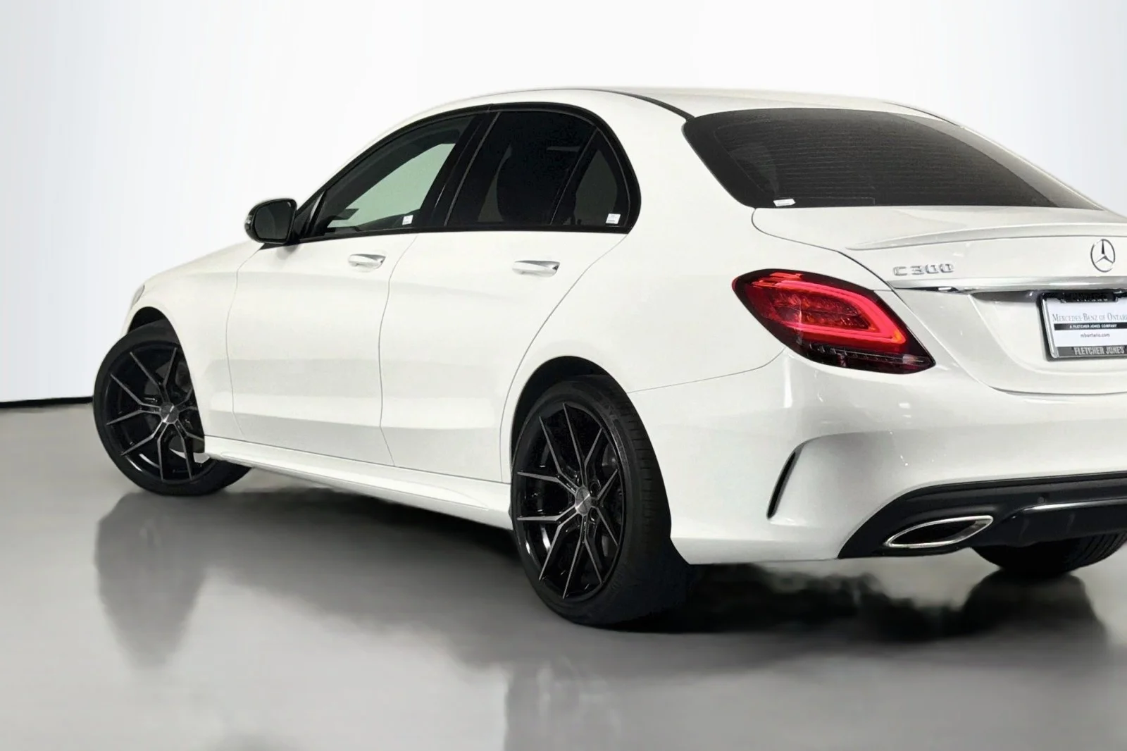 Used 2020 Polar White Mercedes-Benz C 300 image 15