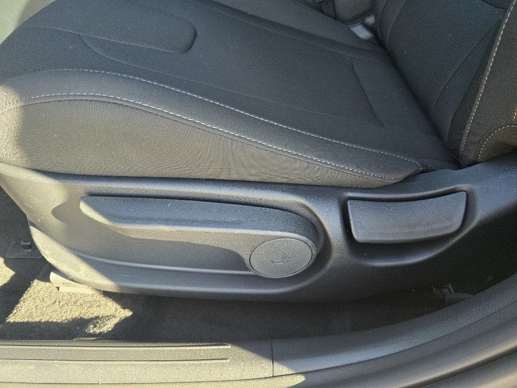 New 2026 Fluid Metal Hyundai SEL Sport Premium image 15