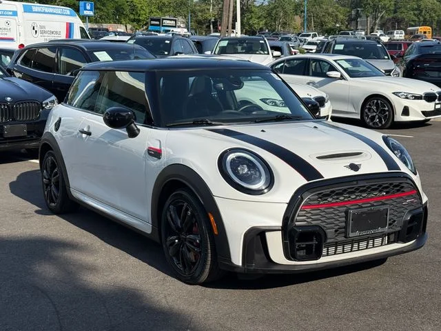 Used 2024 White MINI  image 3
