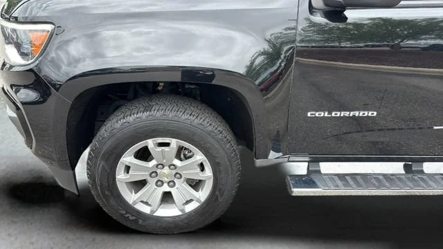 Used 2021 BLACK Chevrolet 2WD LT image 35