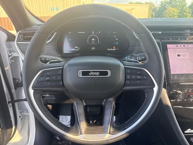 Used 2024 White Jeep 4xe image 16