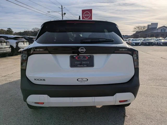 New 2026 Aspen White TriCoat / Super Black Two-tone Nissan SV image 5