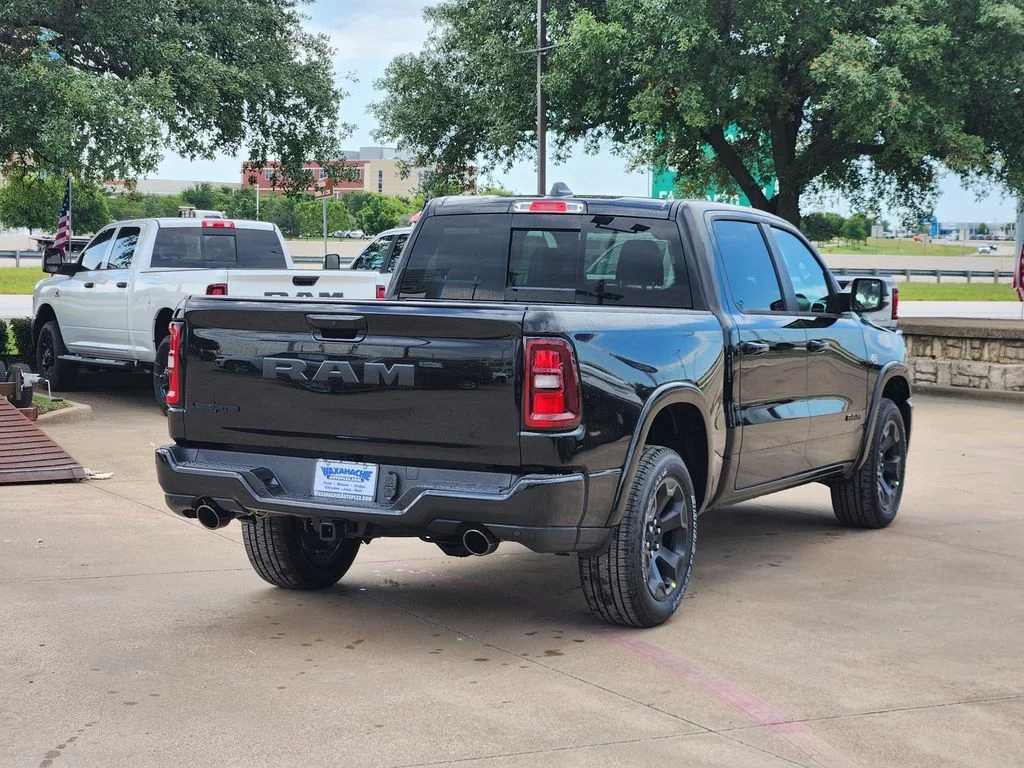 New 2026 Diamond Black Crystal Pearl-Coat Exterior Paint RAM Big Horn/Lone Star image 4