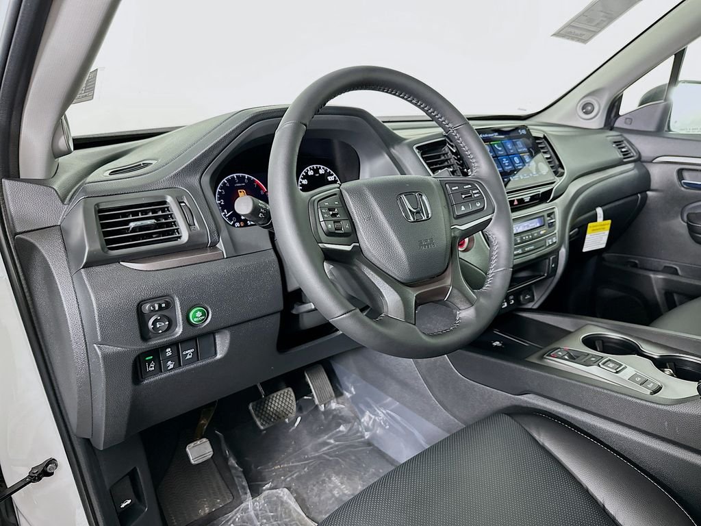 New 2026 Platinum White Pearl Honda RTL image 9