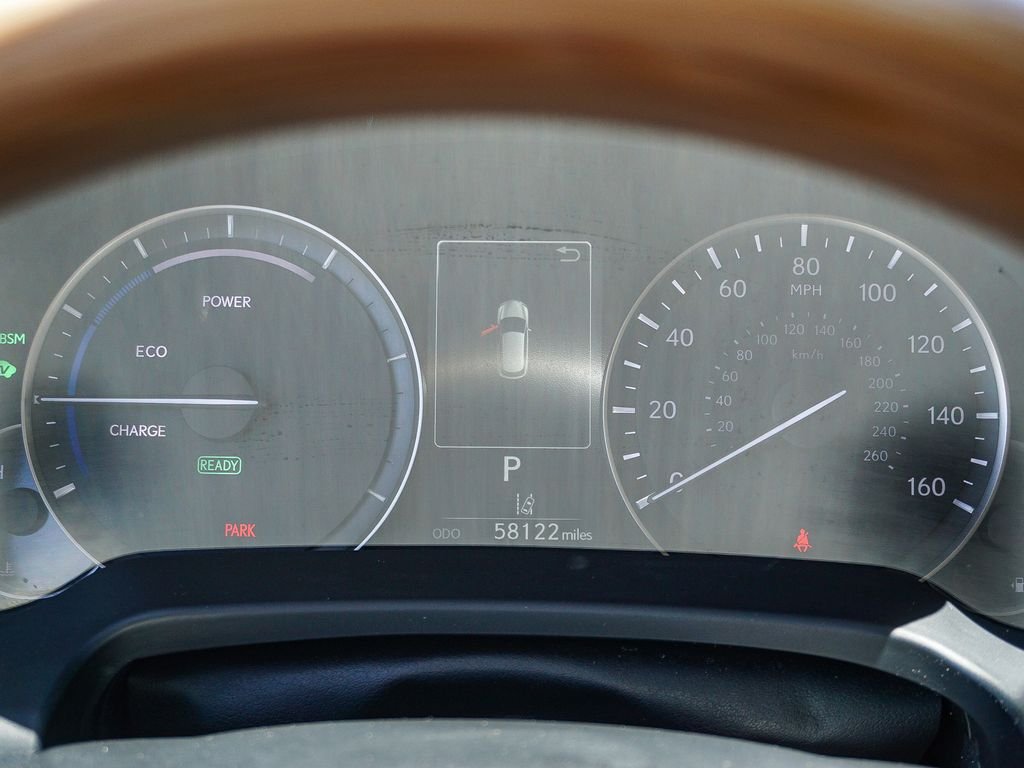 Used 2022 White Lexus 450h image 22