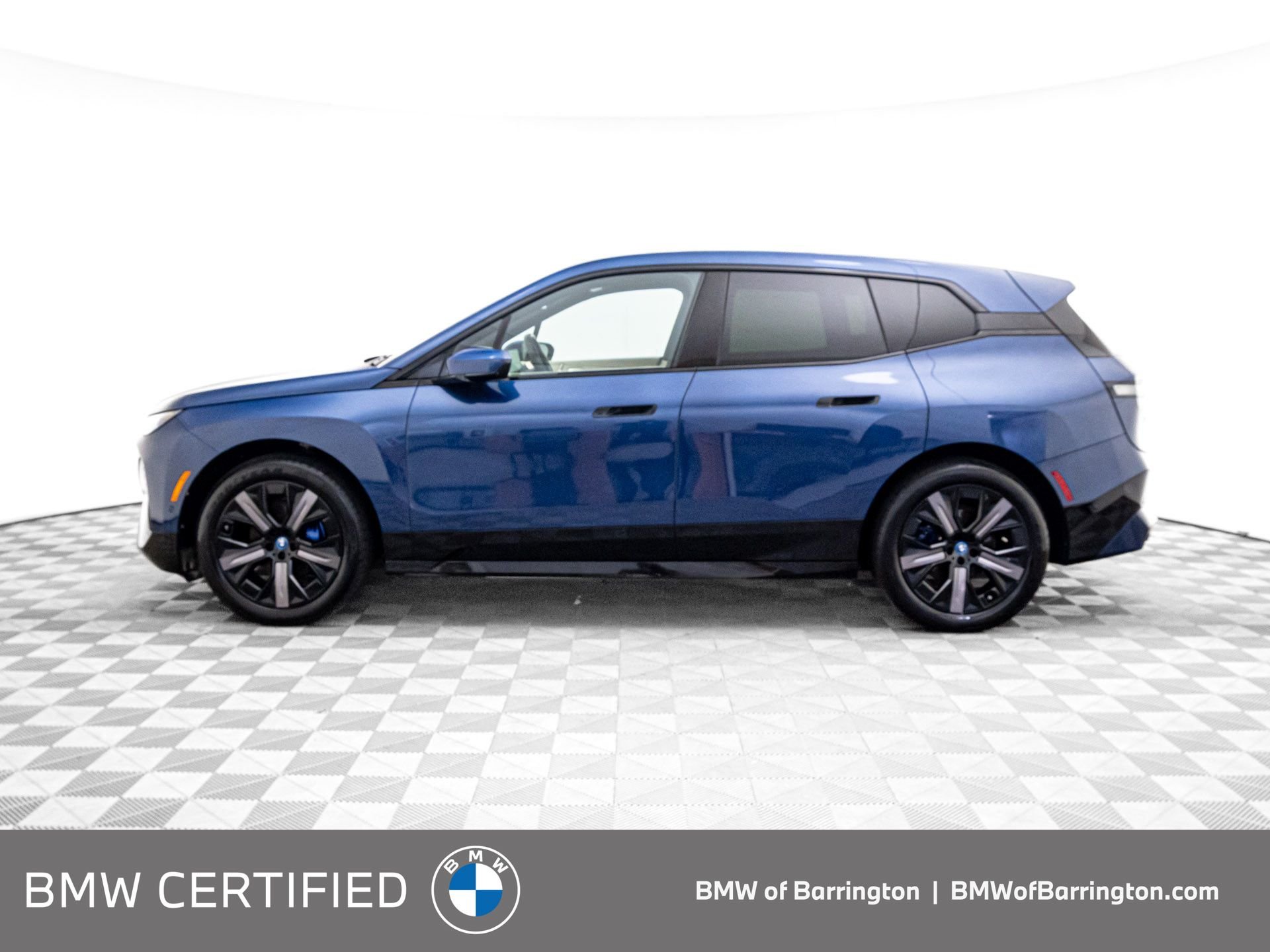 Used 2024 BMW iX Base with VIN WB523CF0XRCN40777 for sale in Barrington, IL