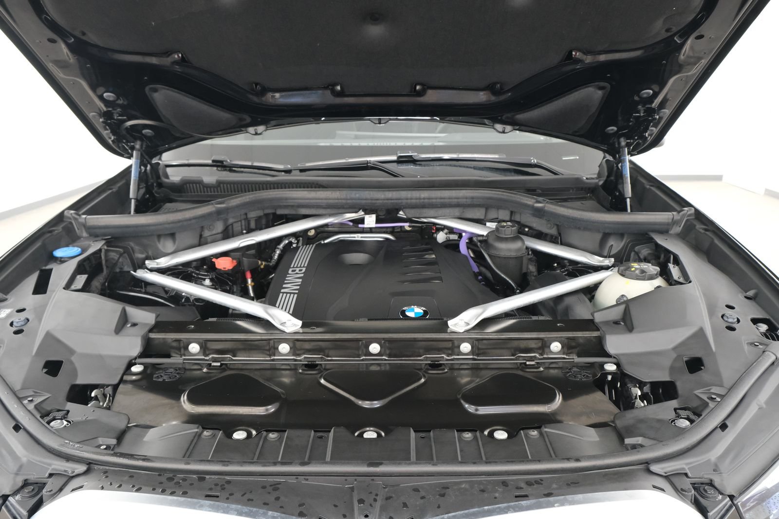 Certified Used 2026 Black Sapphire Metallic BMW xDrive40i image 44