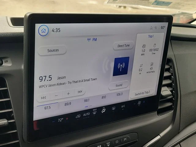 New 2026 Oxford White Ford XL image 24