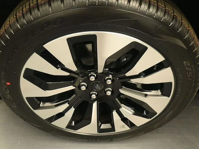 New 2026 Gray Ford Platinum image 16