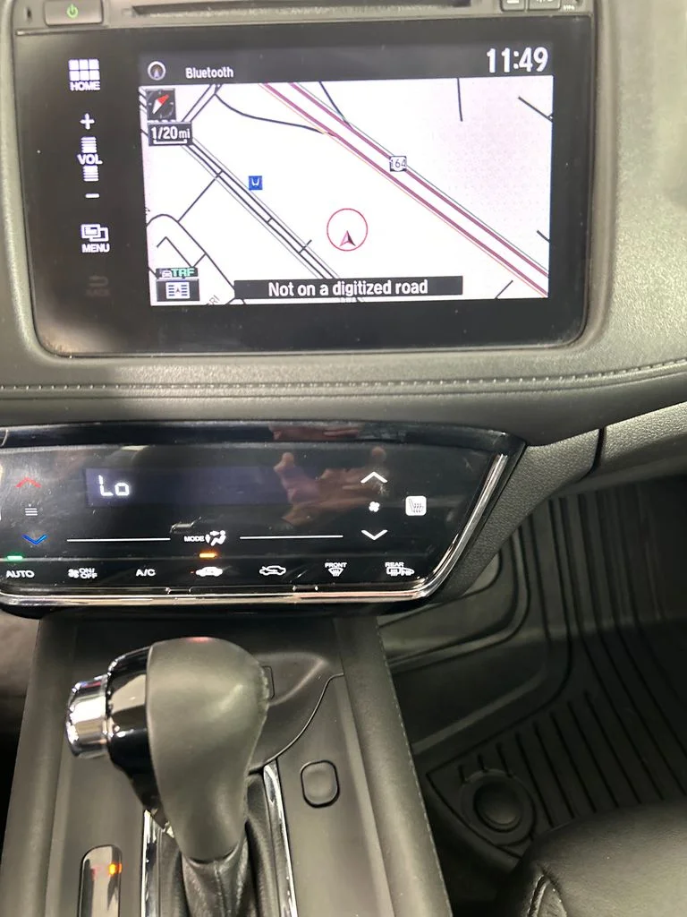 Used 2018 Black Honda EX-L image 13
