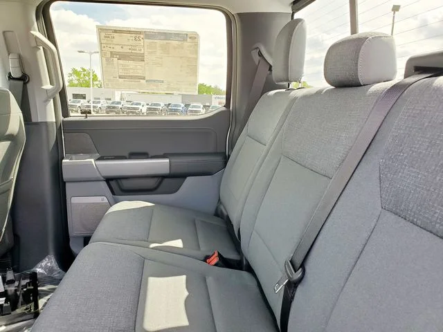 2025 Ford F-150 XLT - Photo 17