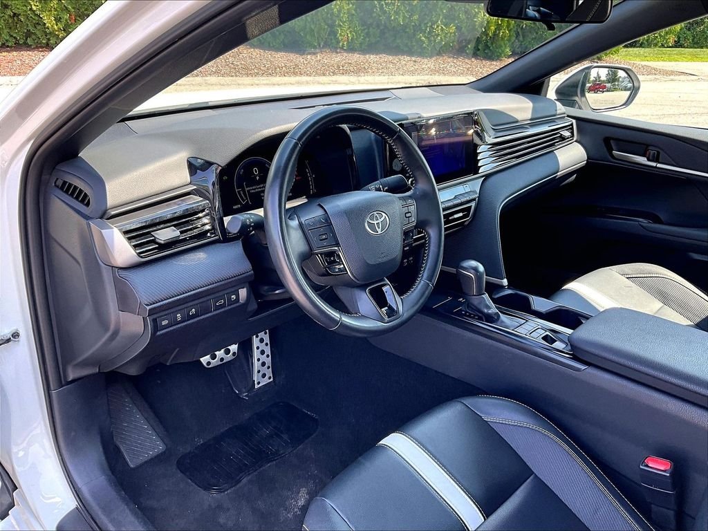 Used 2025 White Toyota SE image 8