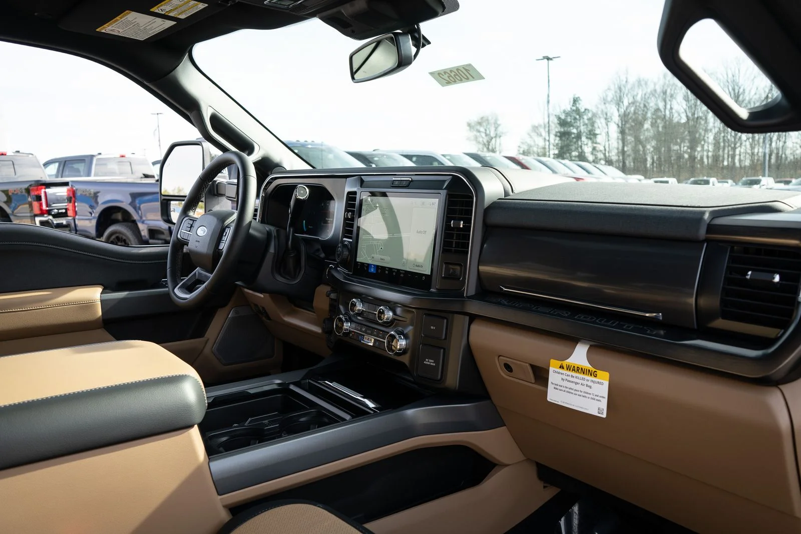 New 2026 Star White Metallic Tri-Coat Ford F-250® Lariat® image 40