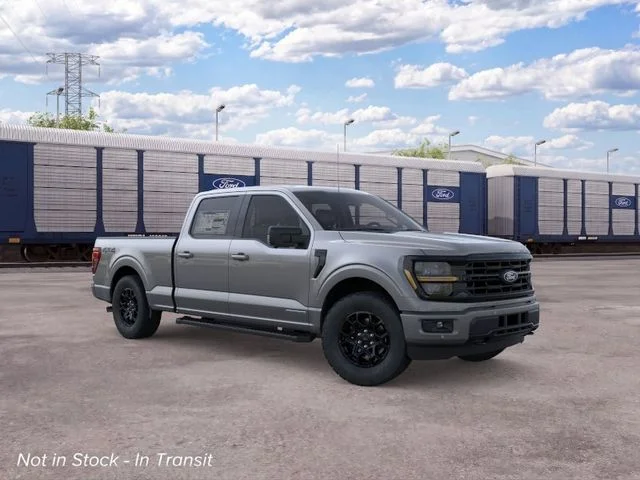 New 2026 Carbonized Gray Metallic Ford XLT image 7