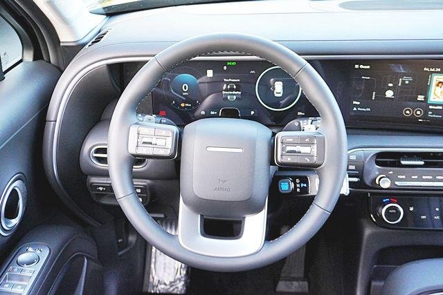 New 2026 Black Hyundai SEL FWD image 24