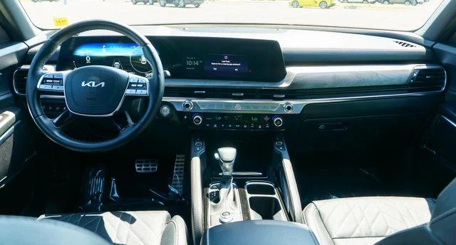 Used 2025 Gray Kia SX-Prestige X-Line image 17