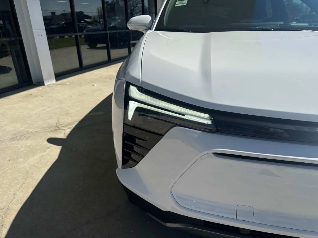 2025 Chevrolet Blazer EV LT - Photo 16