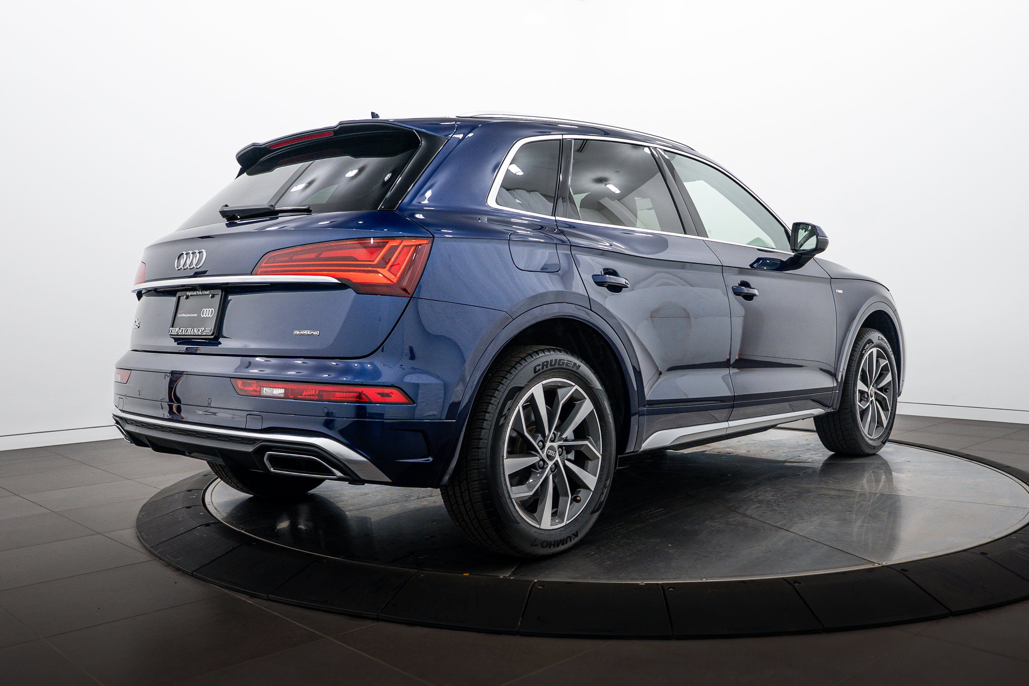 Certified Used 2023 Navarra Blue Metallic Audi S line Premium image 4