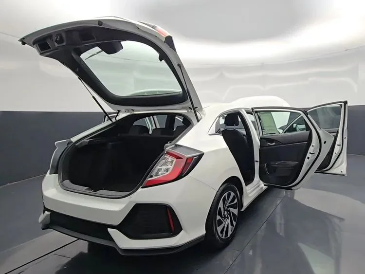 Used 2019  Honda LX Hatchback 4D image 30