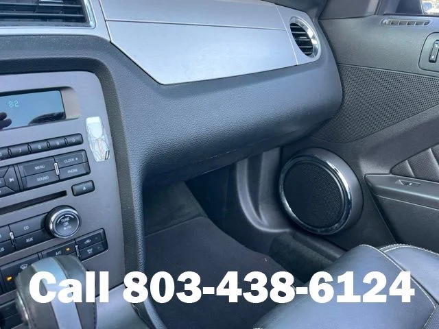 Used 2013 Blue Metallic Ford V6 Premium image 26