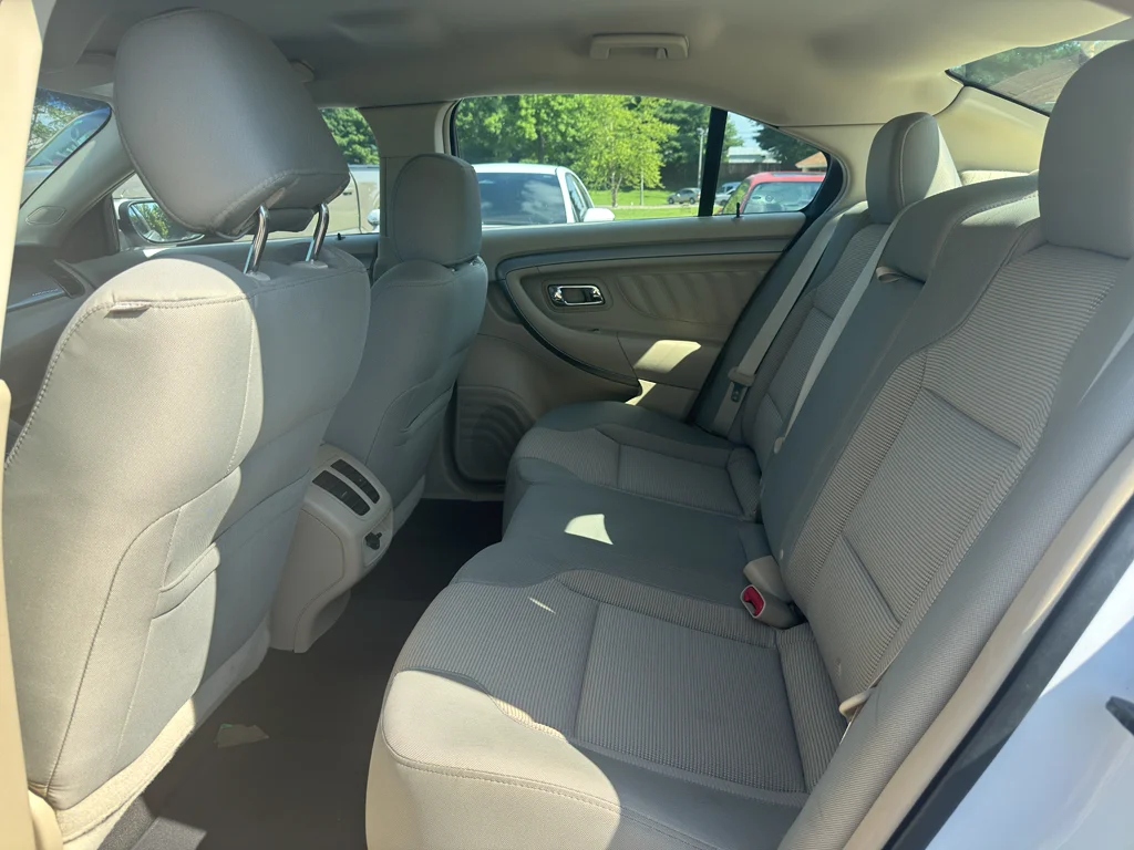 Used 2015 White Ford SEL image 5
