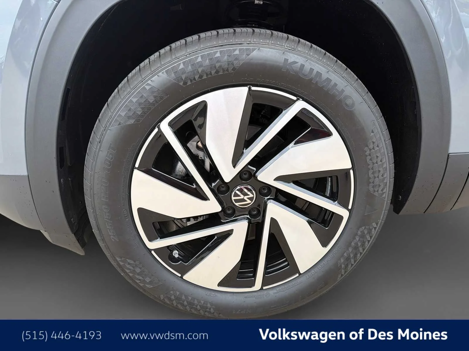New 2026 Pure Gray Volkswagen 2.0T SE w/Technology image 8