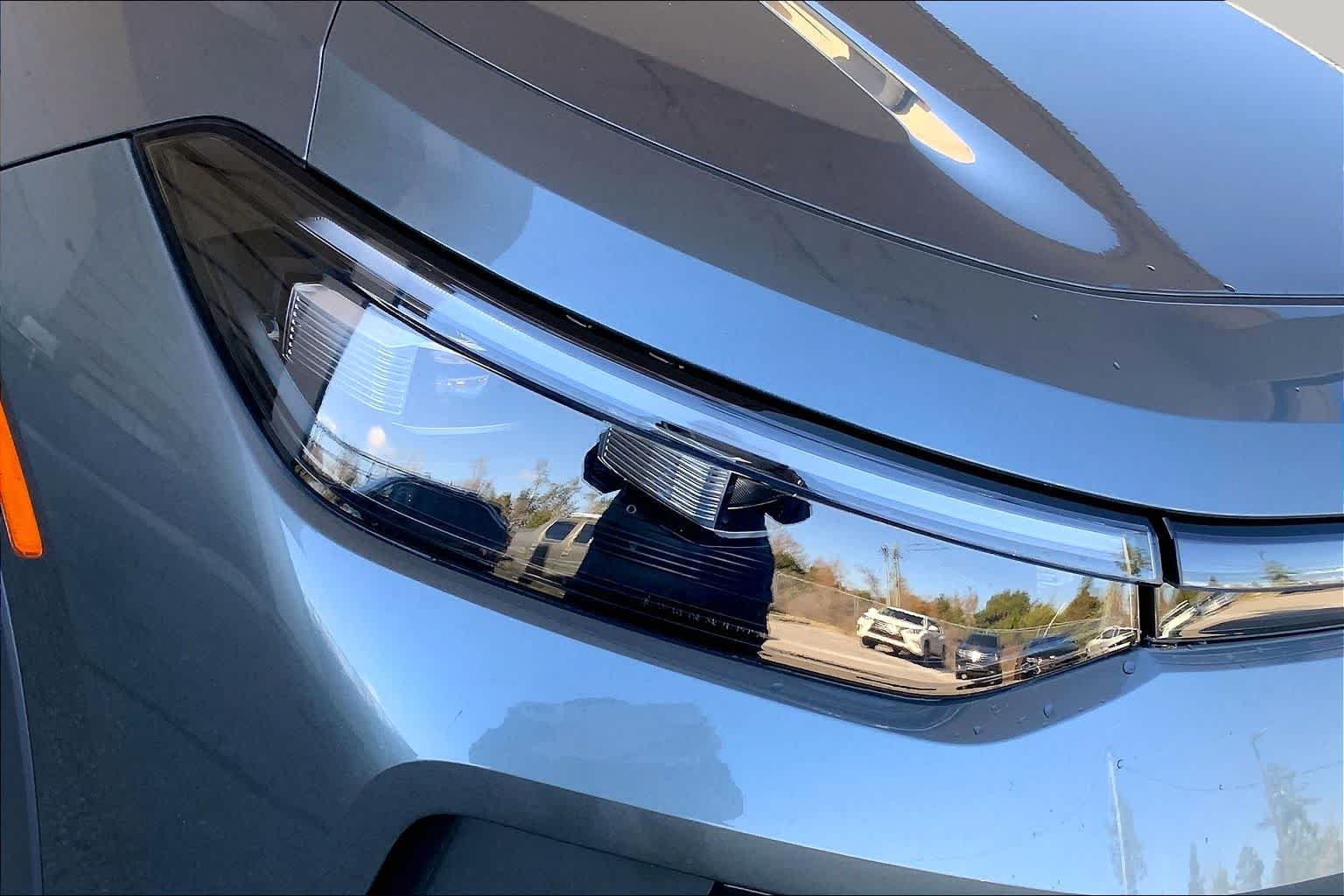 New 2026 Platinum Gray Metallic Volkswagen S image 13