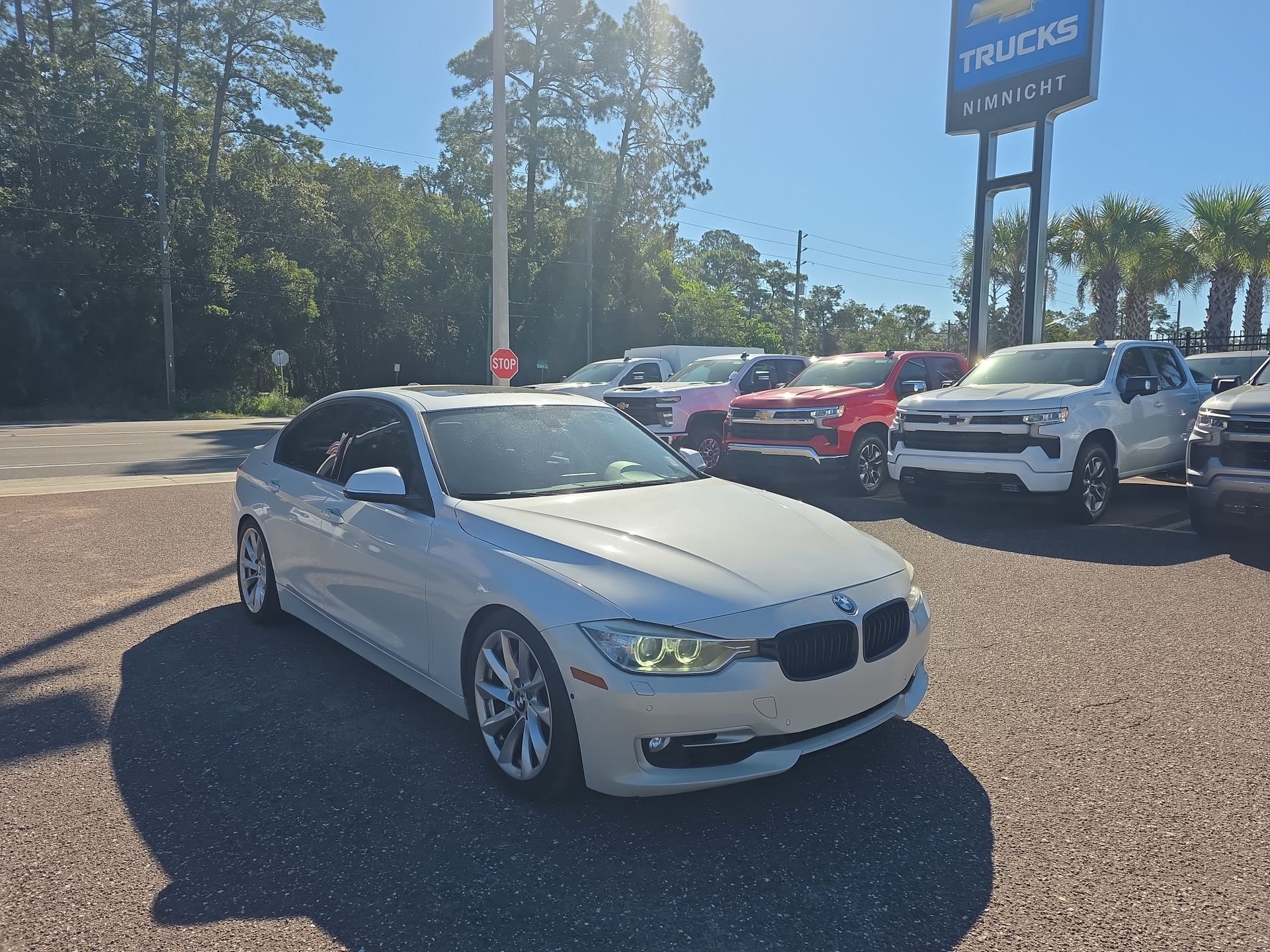 Used 2013 White BMW  image 2