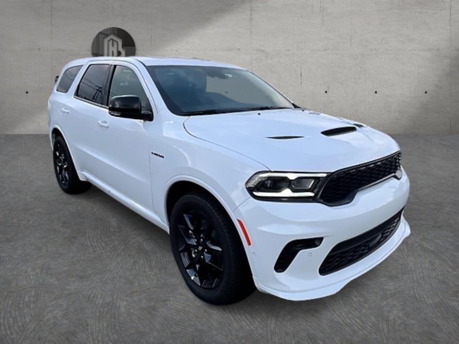 New 2026 White Knuckle Clearcoat Dodge GT Plus HEMI V8 image 3