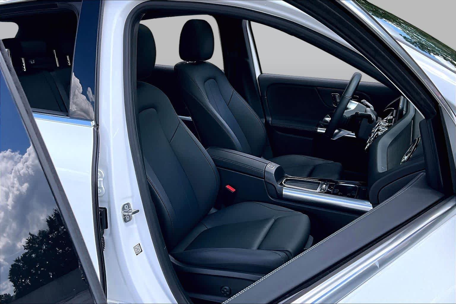 Used 2026 Polar White Mercedes-Benz GLA 250 image 9