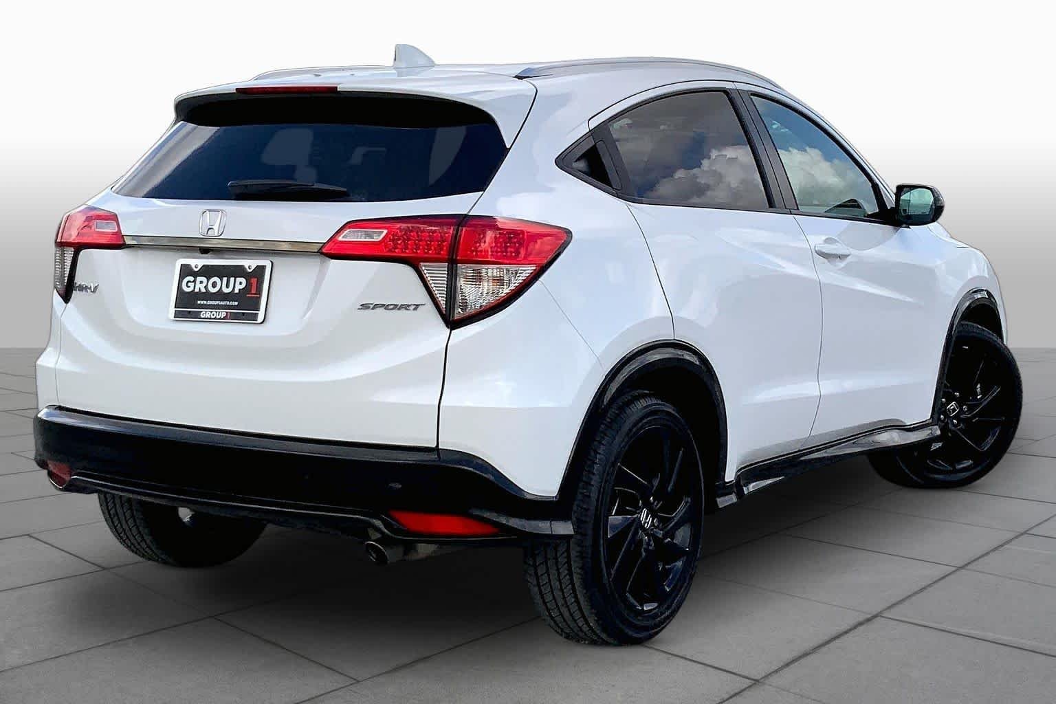 Used 2022 Platinum White Pearl Honda Sport image 13