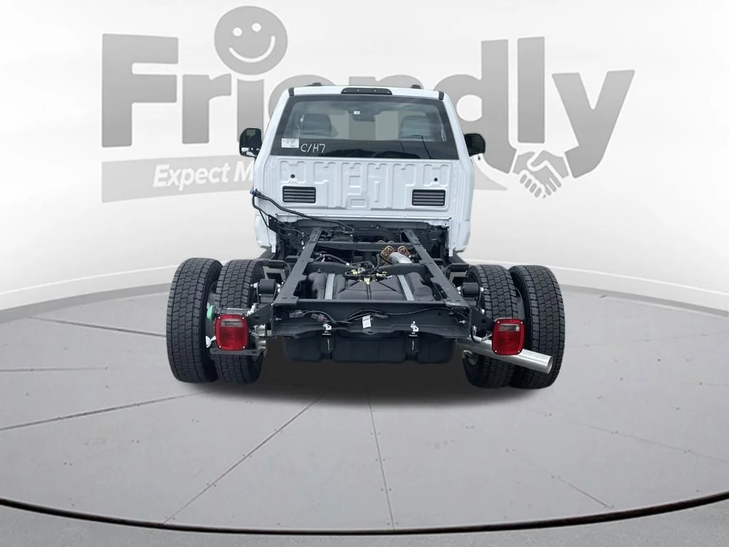 New 2026 Oxford White Ford F-550® XL image 7