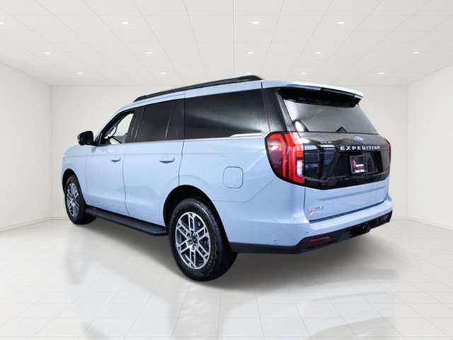 Used 2025 Gray Ford Active image 4