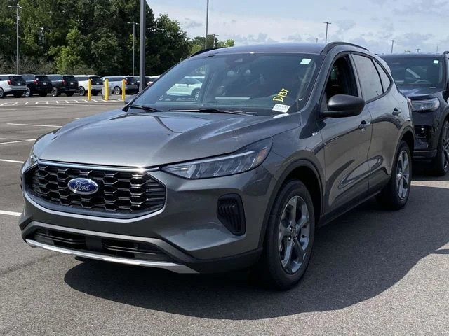 2025 Ford Escape Hybrid ST-Line - Photo 7