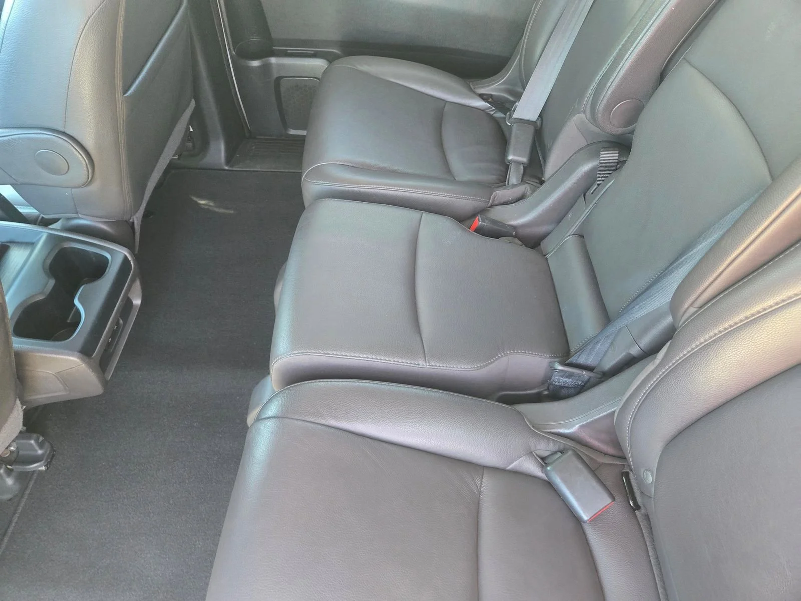Used 2020 White Honda EX-L image 5