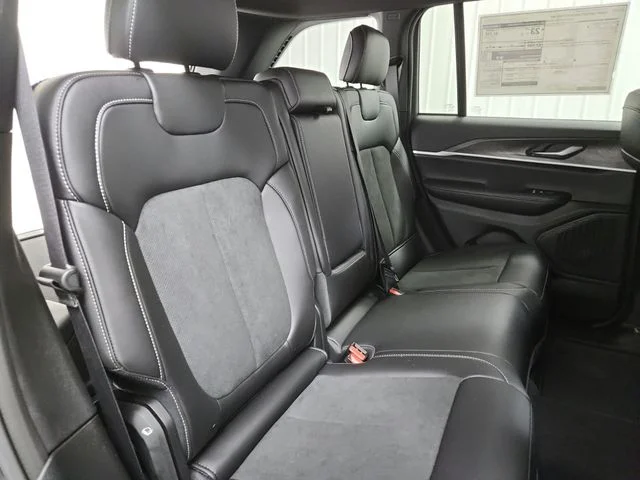 New 2026 Baltic Gray Metallic Clearcoat Jeep Altitude image 47