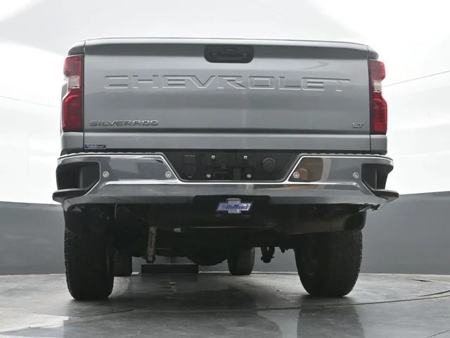 Used 2024 Gray Chevrolet LT image 18