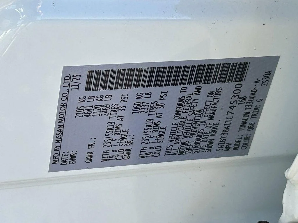 New 2026 Everest White Pearl Tricoat Nissan Dark Armor image 23