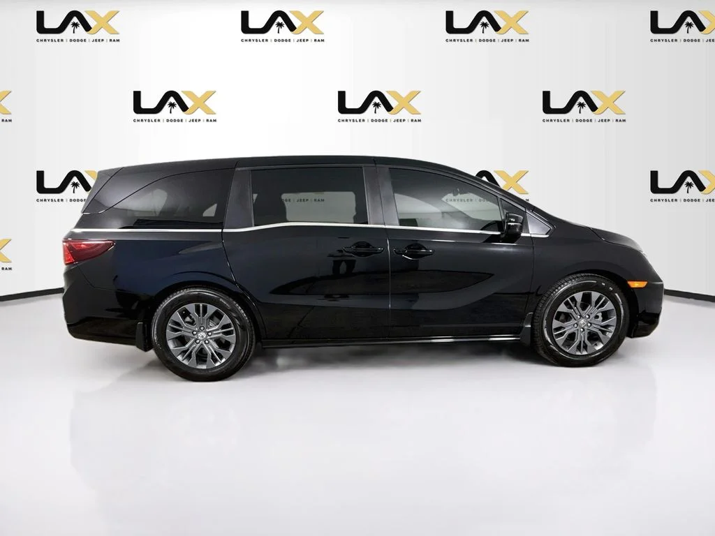 Used 2025 Black Honda Touring image 8